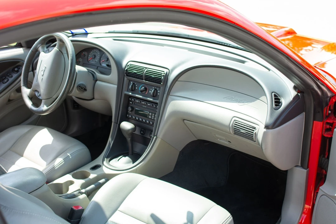 2001 Ford SN95 Mustang - Image 25 of 31