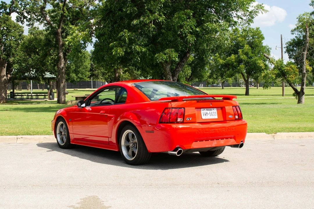 2001 Ford SN95 Mustang - Image 6 of 31
