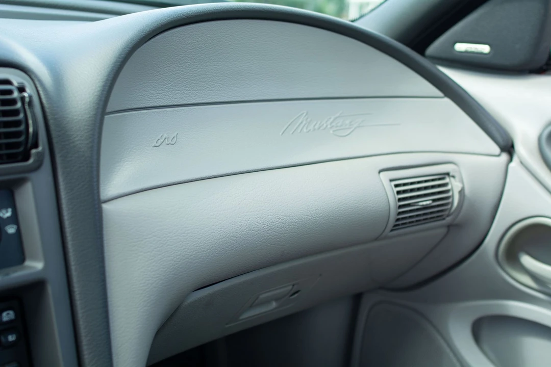 2001 Ford SN95 Mustang - Image 22 of 31