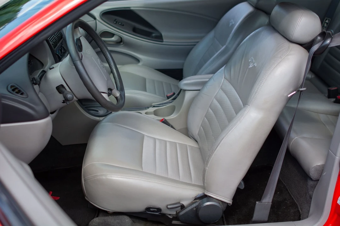 2001 Ford SN95 Mustang - Image 16 of 31