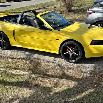 2001 Ford Mustang GT Convertible