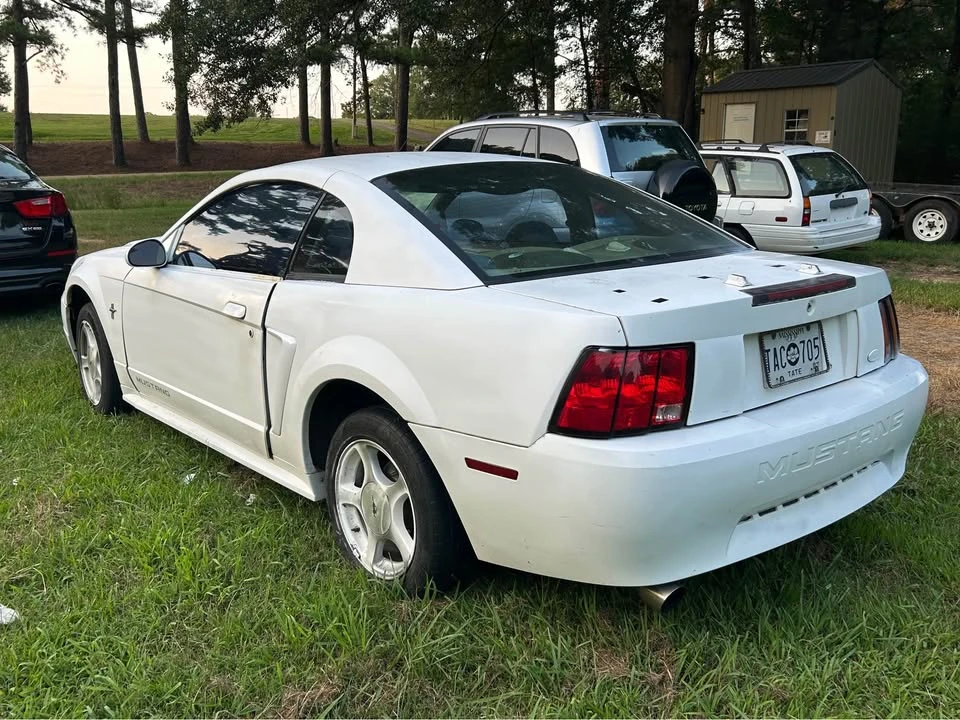 2001 Ford SN95 Mustang - Image 3 of 4
