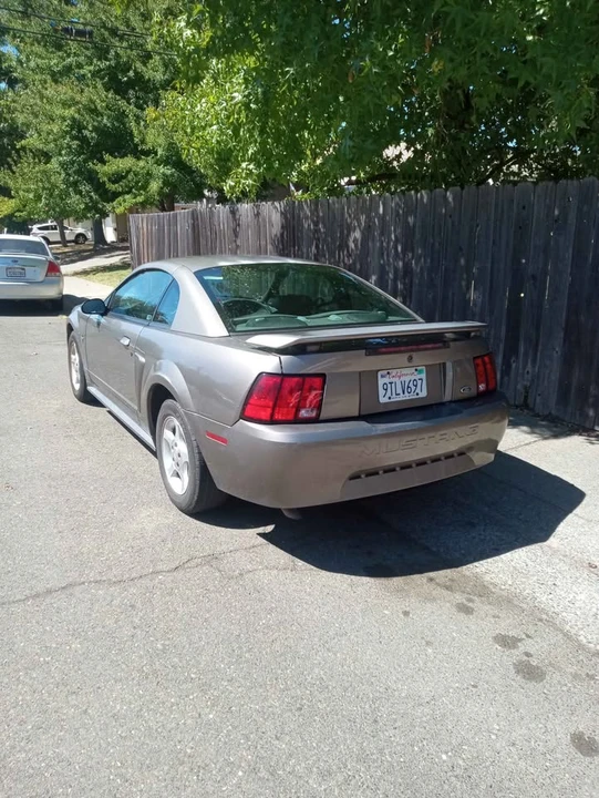 2001 Ford SN95 Mustang - Image 6 of 11