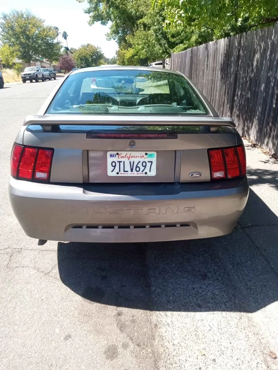 2001 Ford SN95 Mustang - Image 4 of 11