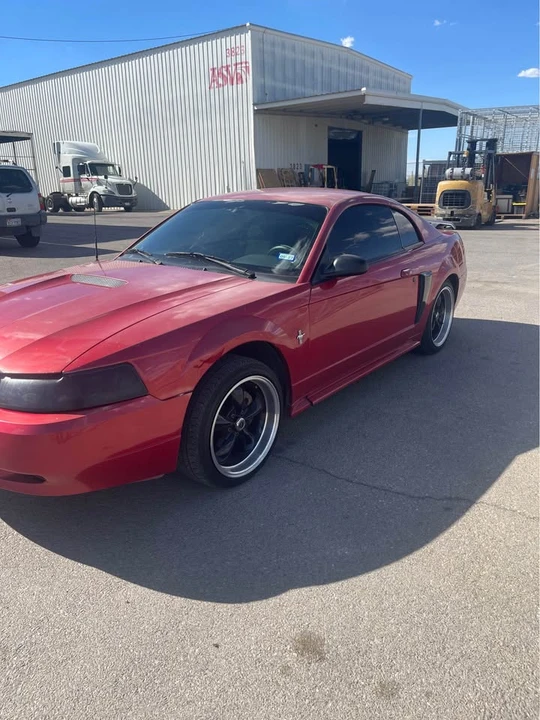 2001 Ford SN95 Mustang - Image 2 of 4