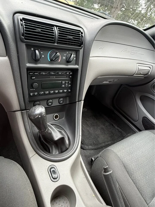 2001 Ford SN95 Mustang - Image 5 of 8