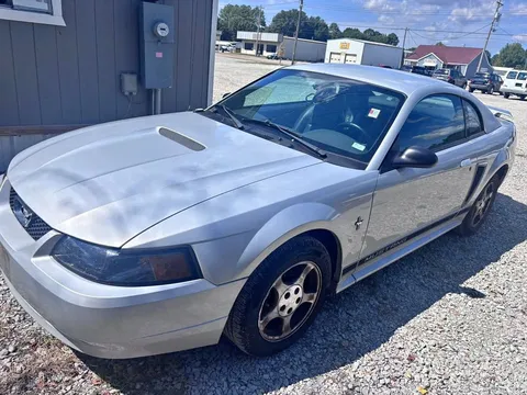 2001 Ford Mustang Coupe