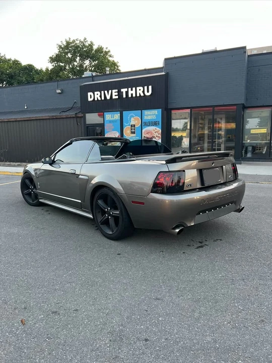 2001 Ford SN95 Mustang - Image 9 of 18