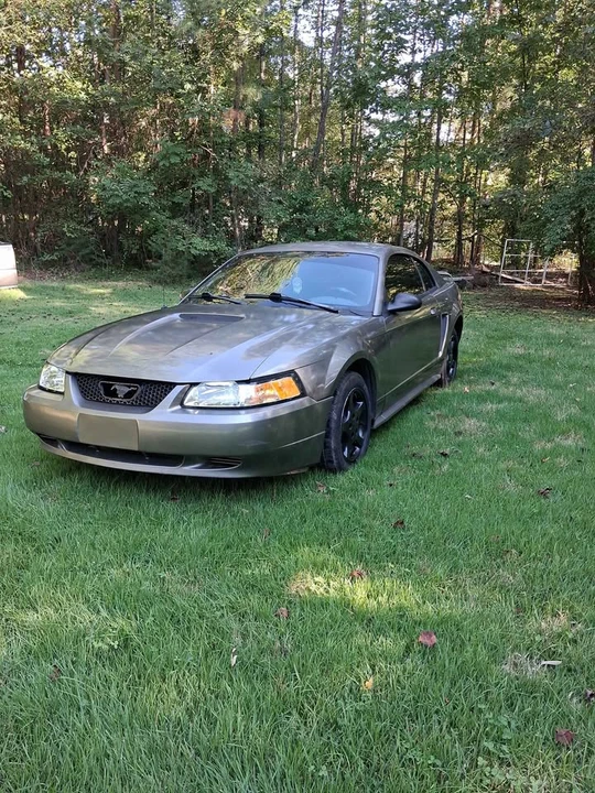 2001 Ford SN95 Mustang - Image 4 of 10