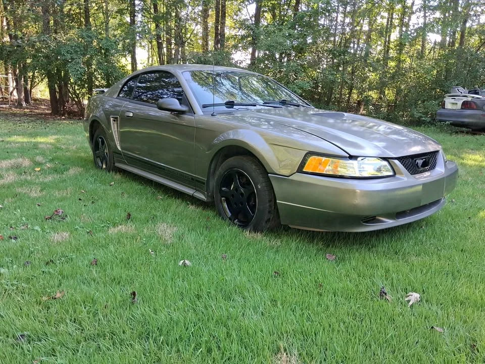 2001 Ford SN95 Mustang - Image 3 of 10