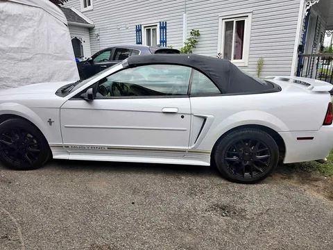 2001 Ford Mustang
