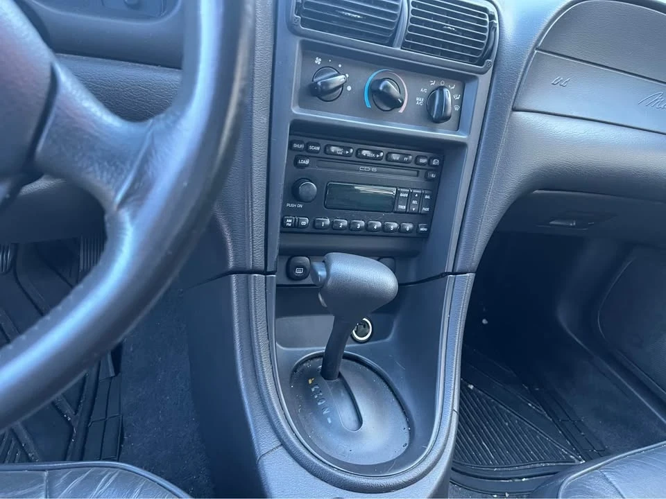 2001 Ford SN95 Mustang - Image 10 of 19