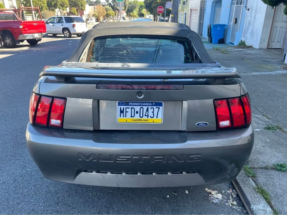 2001 Ford SN95 Mustang - Image 15 of 19