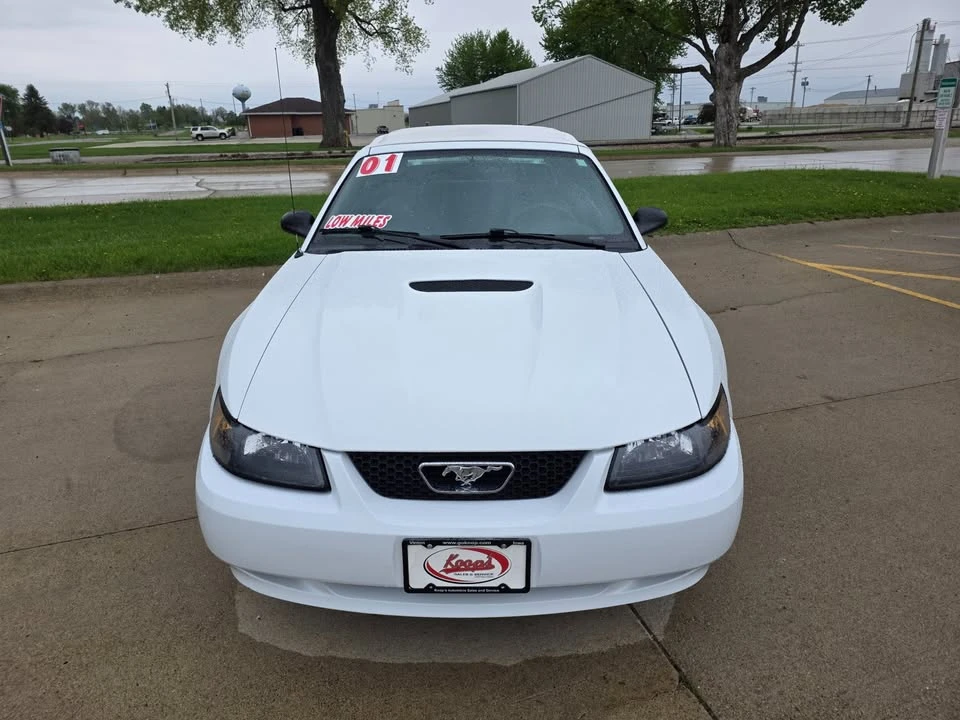 2001 Ford SN95 Mustang - Image 7 of 15