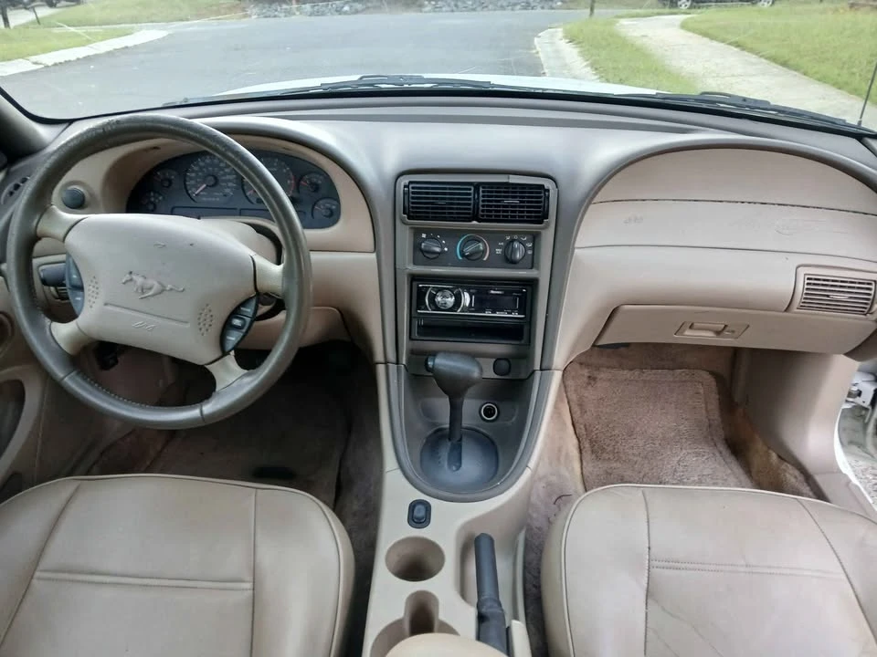 2001 Ford SN95 Mustang - Image 7 of 14