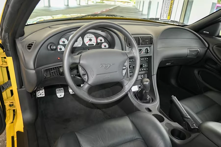 2001 Ford SN95 Mustang - Image 10 of 31