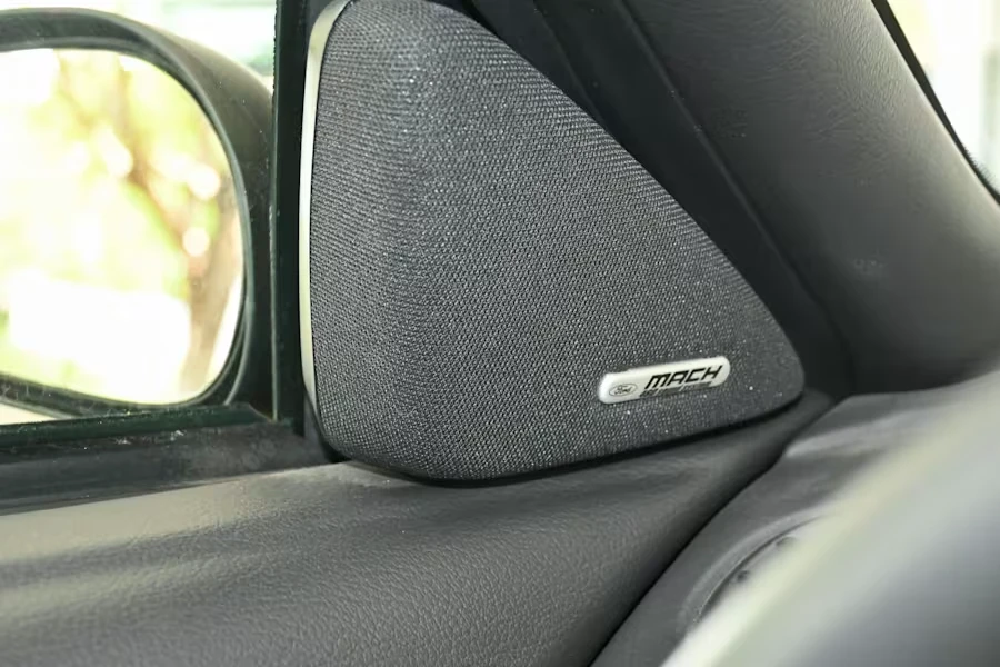 2001 Ford SN95 Mustang - Image 15 of 31