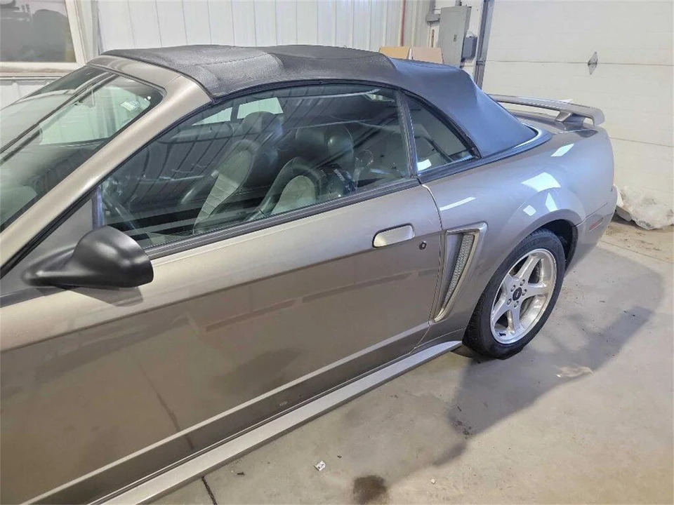2001 Ford SN95 Mustang Cobra - Image 22 of 31