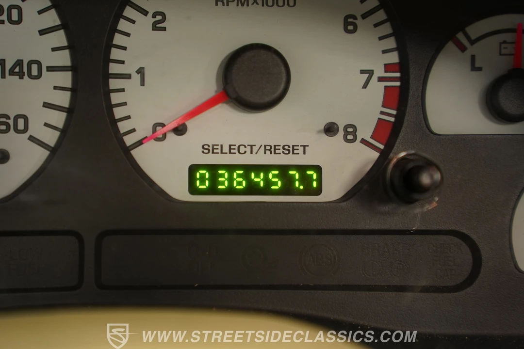 2001 Ford SN95 Mustang Cobra - Image 13 of 16