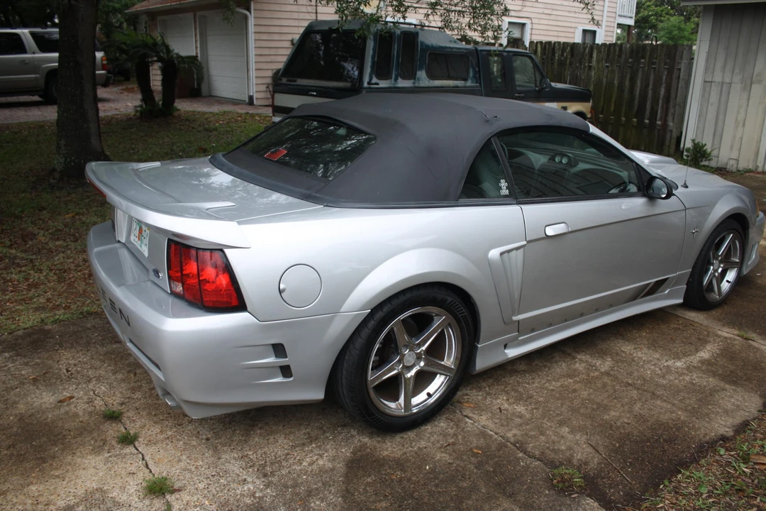 2001 Ford SN95 Mustang - Image 13 of 31
