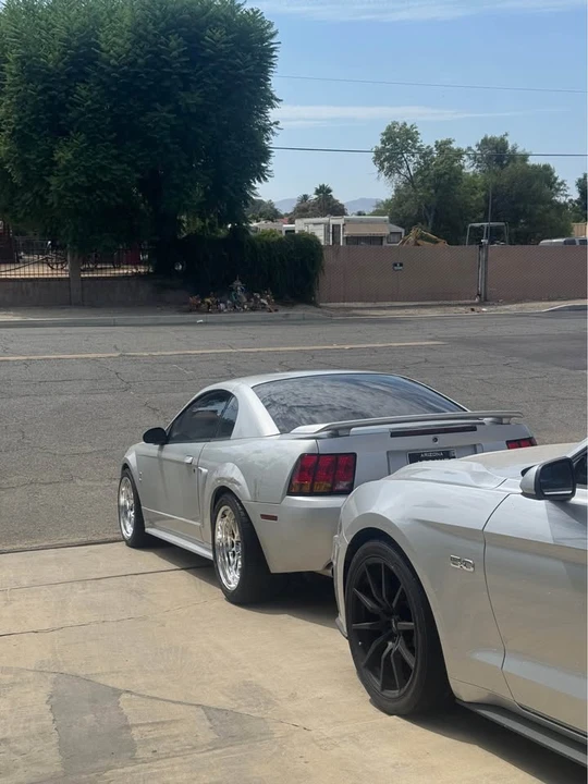 2001 Ford SN95 Mustang Cobra - Image 2 of 8
