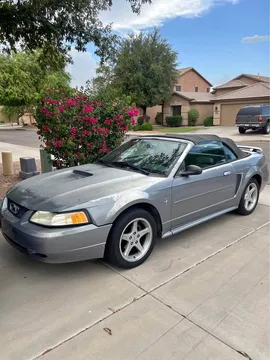 2001 Ford Mustang V6 Convertible 2D