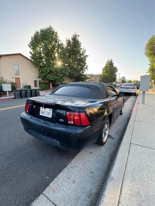 2001 Ford SN95 Mustang - Image 5 of 14