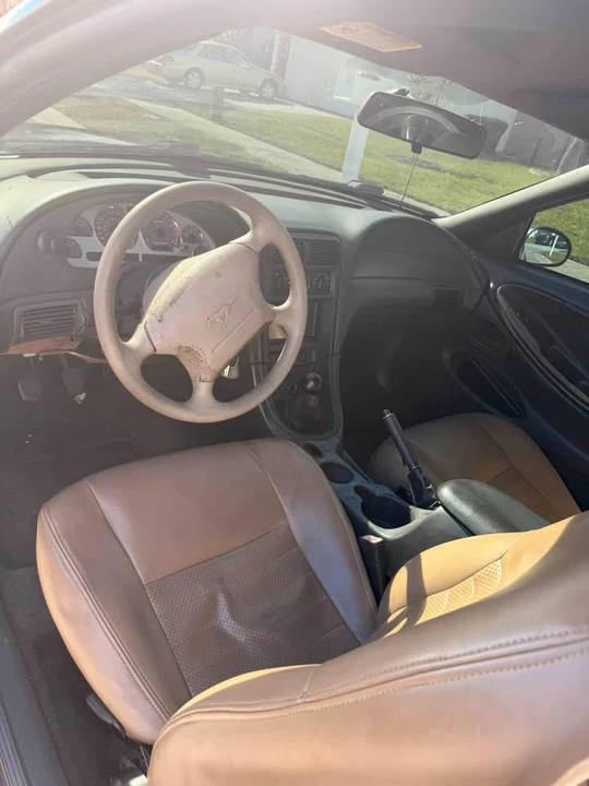 2001 Ford SN95 Mustang - Image 11 of 16