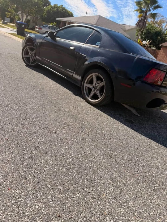 2001 Ford SN95 Mustang - Image 2 of 16