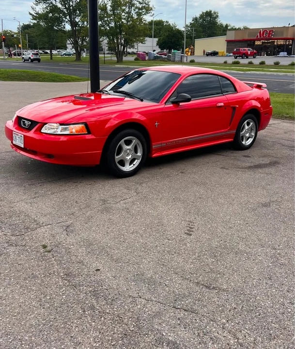2001 Ford SN95 Mustang - Image 3 of 9