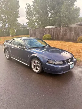 2001 Ford Mustang V6 Coupe 2D