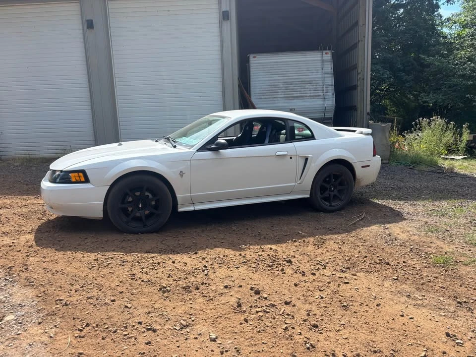 2001 Ford SN95 Mustang - Image 8 of 8