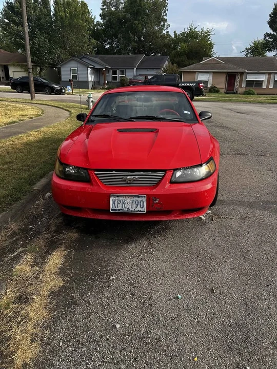 2001 Ford SN95 Mustang - Image 2 of 9