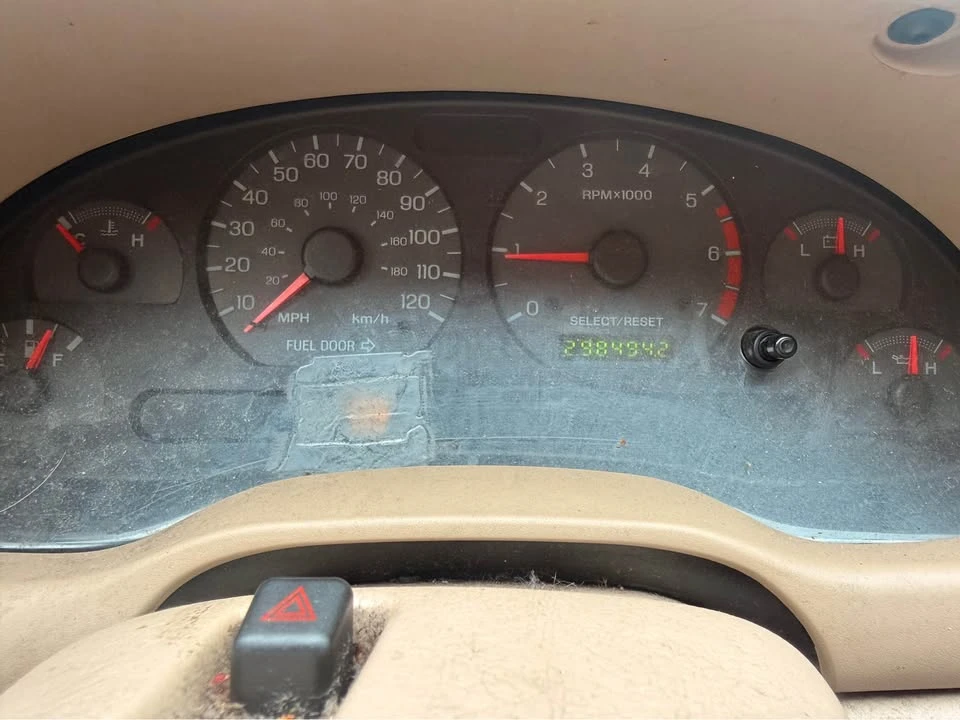 2001 Ford SN95 Mustang - Image 5 of 7