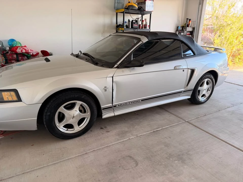2001 Ford SN95 Mustang - Image 5 of 10