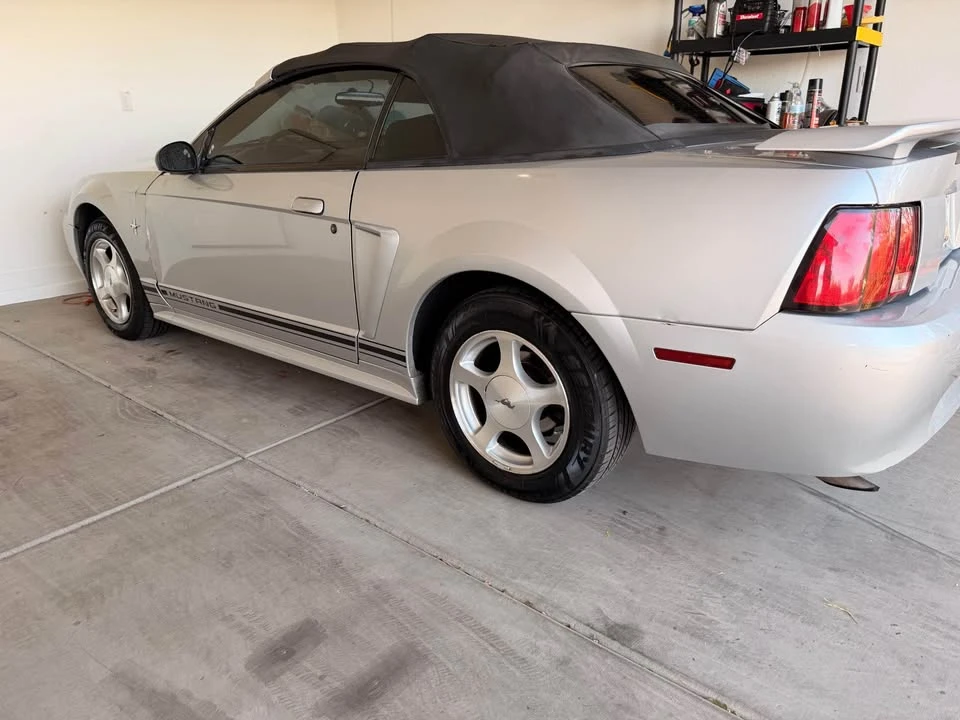 2001 Ford SN95 Mustang - Image 6 of 10