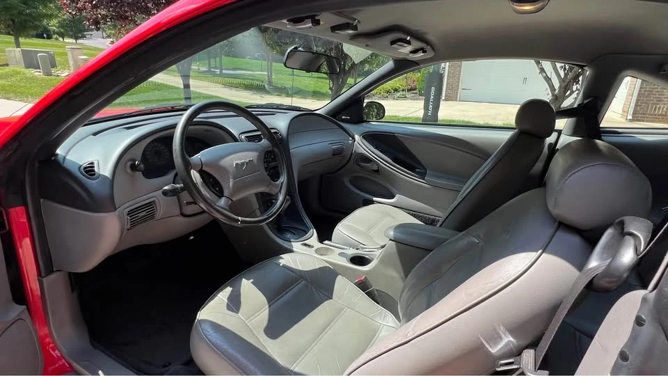 2001 Ford SN95 Mustang - Image 2 of 11