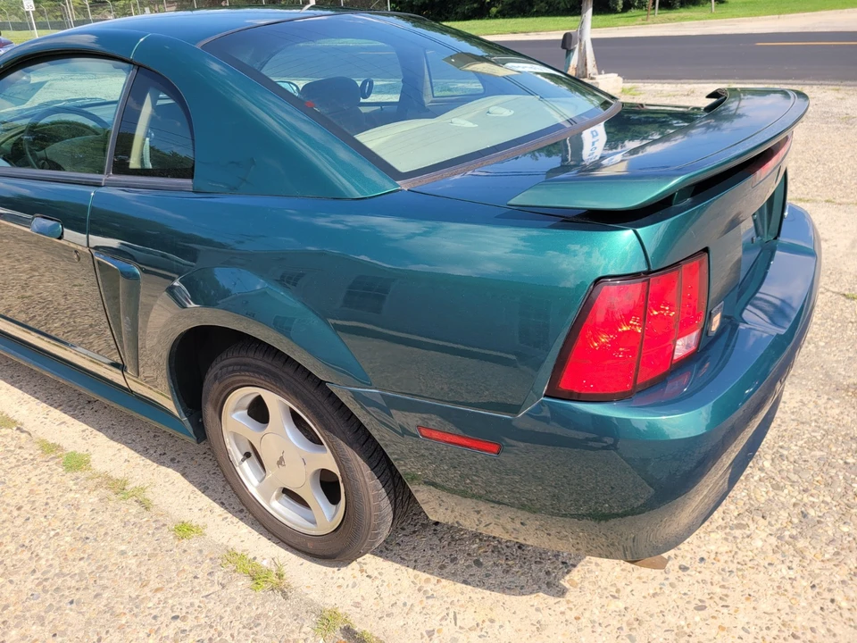 2001 Ford SN95 Mustang - Image 15 of 21
