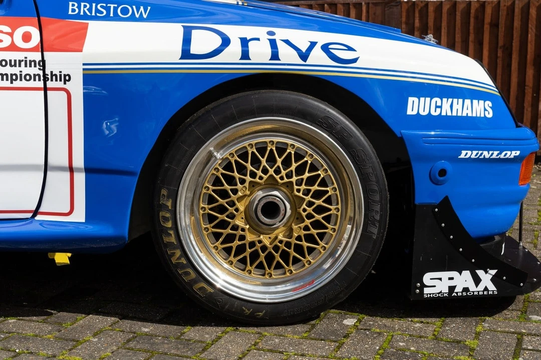 2001 Ford Sierra RS Cosworth - Image 27 of 30