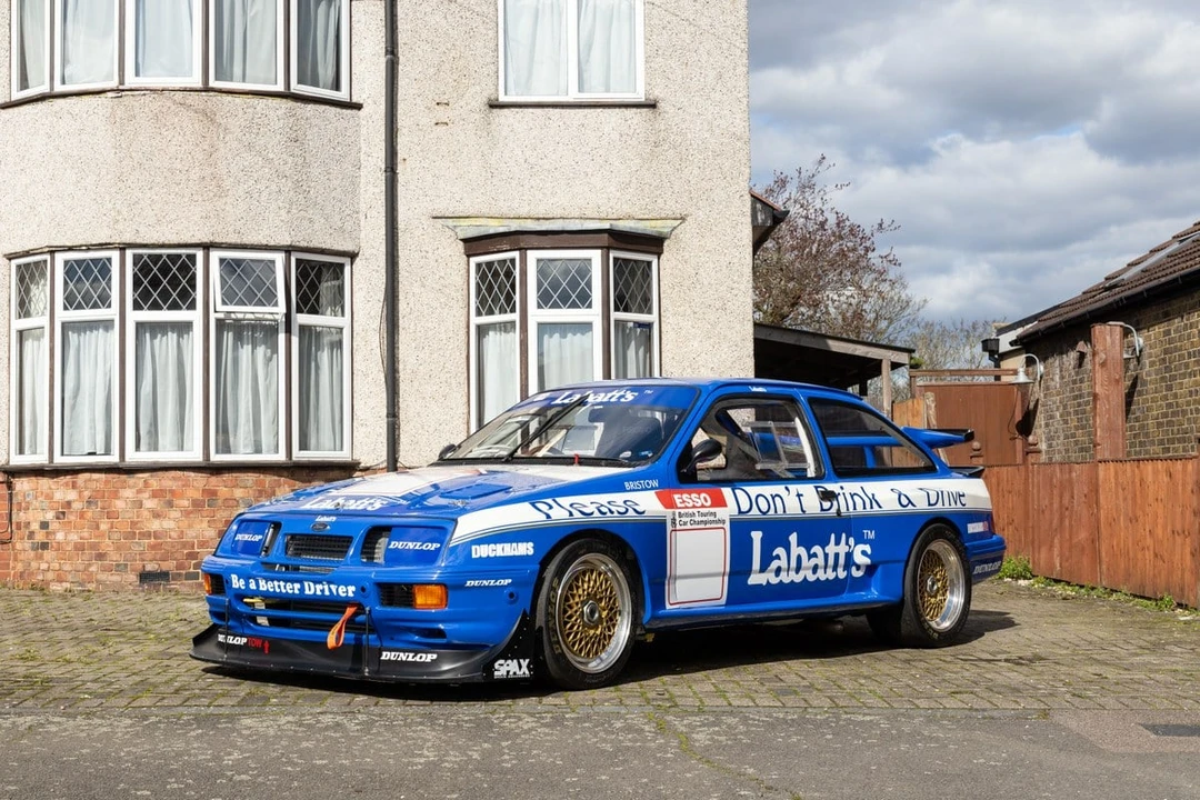 2001 Ford Sierra RS Cosworth - Image 15 of 30