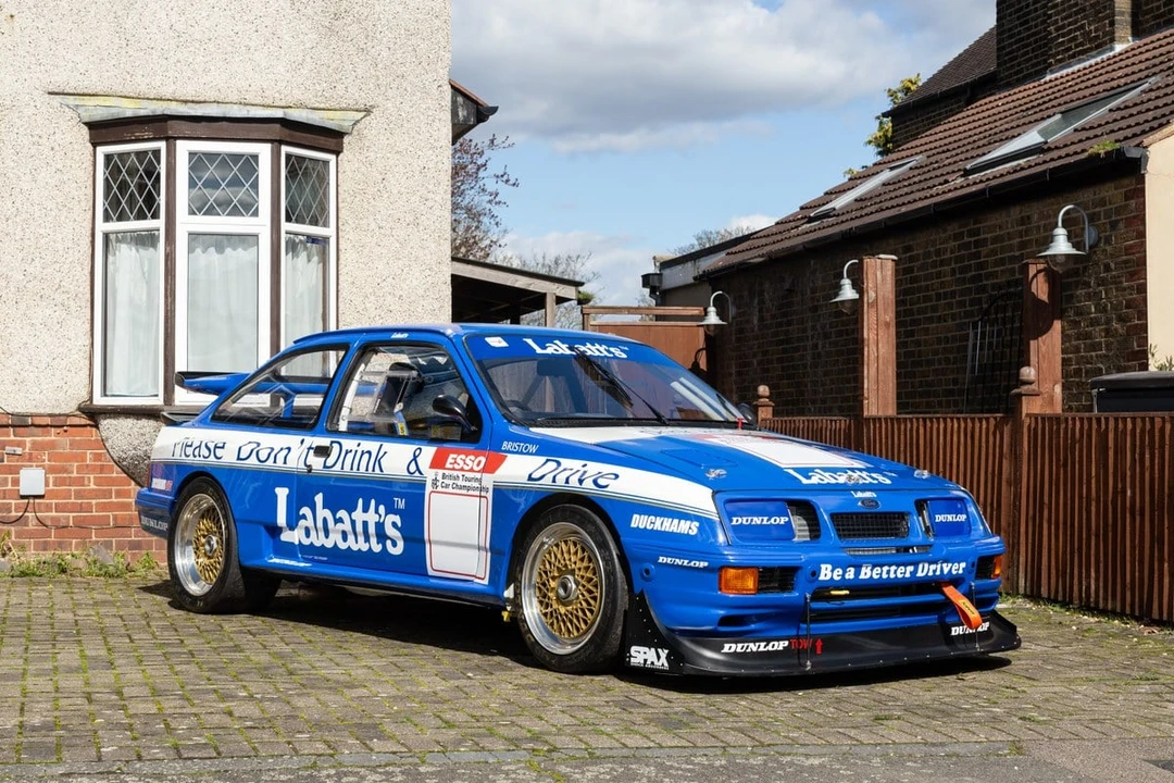 2001 Ford Sierra RS Cosworth - Image 2 of 30