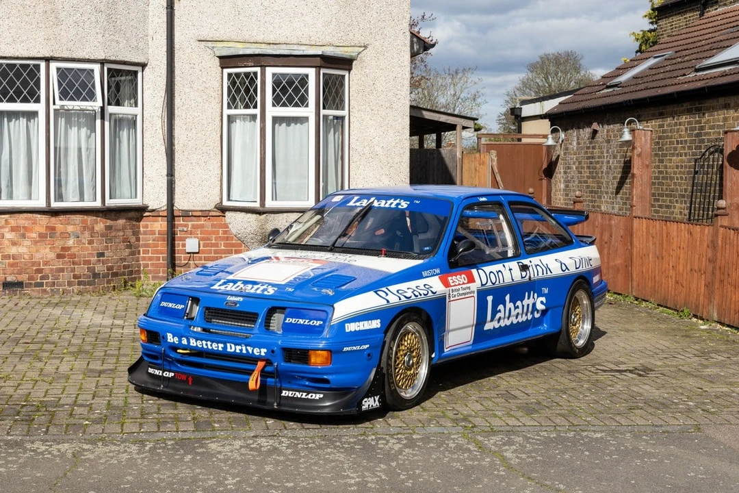 2001 Ford Sierra RS Cosworth - Image 17 of 30
