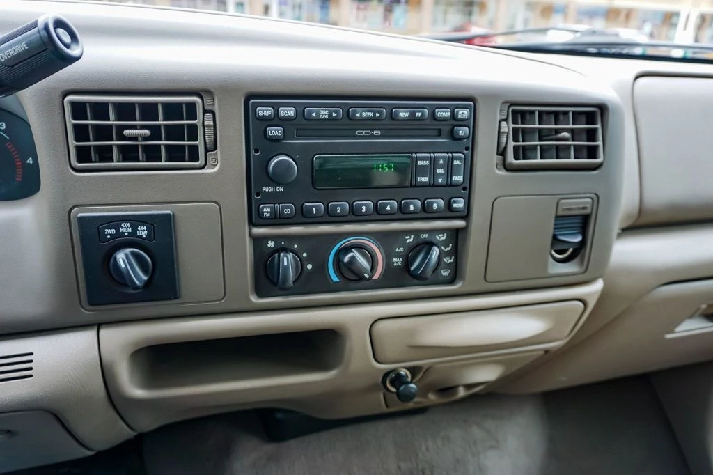 2001 Ford Super Duty 1st Gen - Image 12 of 12