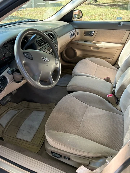 2001 Ford Taurus 4th Gen - Image 5 of 7