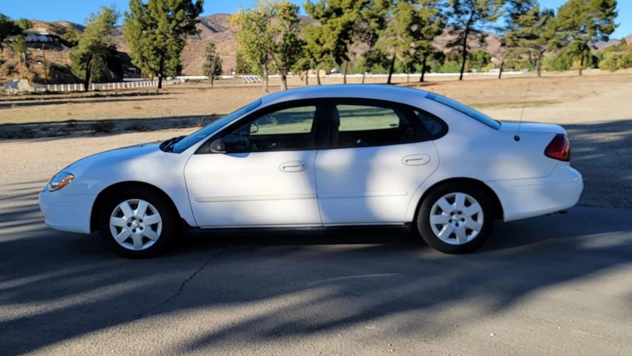 2001 Ford Taurus 4th Gen - Image 8 of 11