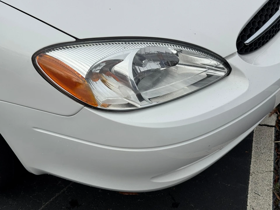2001 Ford Taurus 4th Gen - Image 19 of 31