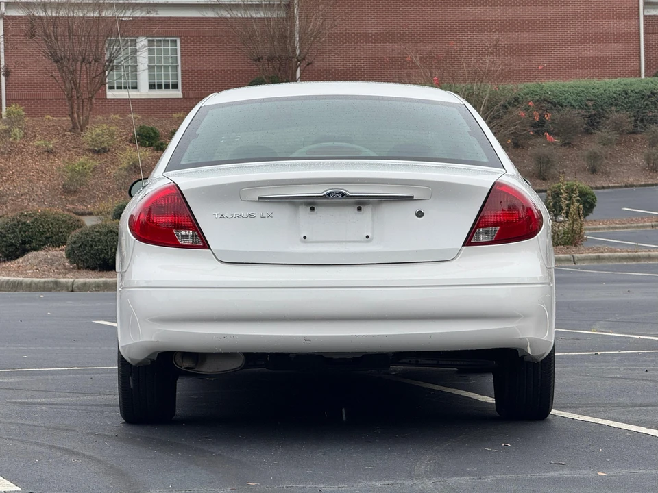 2001 Ford Taurus 4th Gen - Image 12 of 31