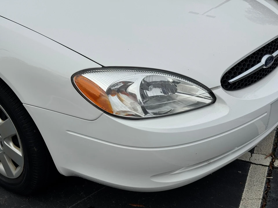 2001 Ford Taurus 4th Gen - Image 18 of 31