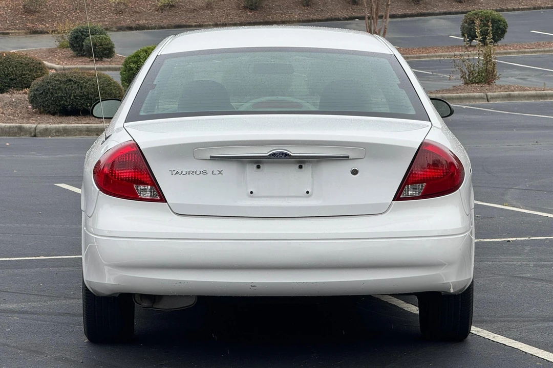 2001 Ford Taurus 4th Gen - Image 5 of 31