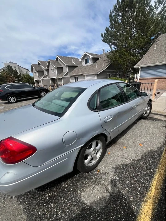 2001 Ford Taurus 4th Gen - Image 3 of 4